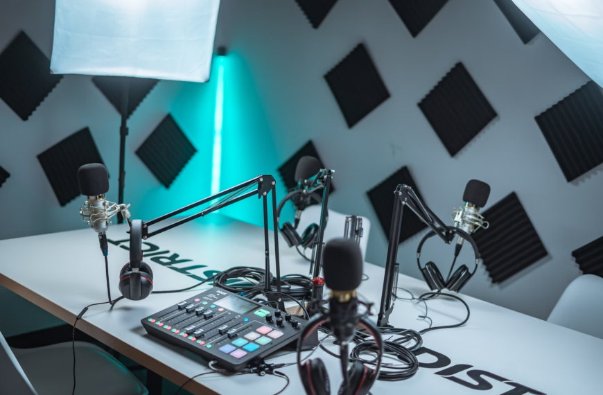 The Best Microphones for Your Podcast Studio